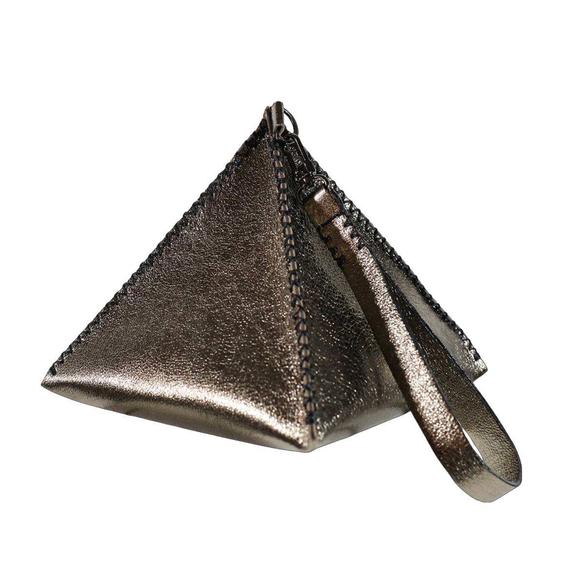 CLEO WRISTLET IN PYRAMID SHAPE METALLIC BRONZE LEATHER