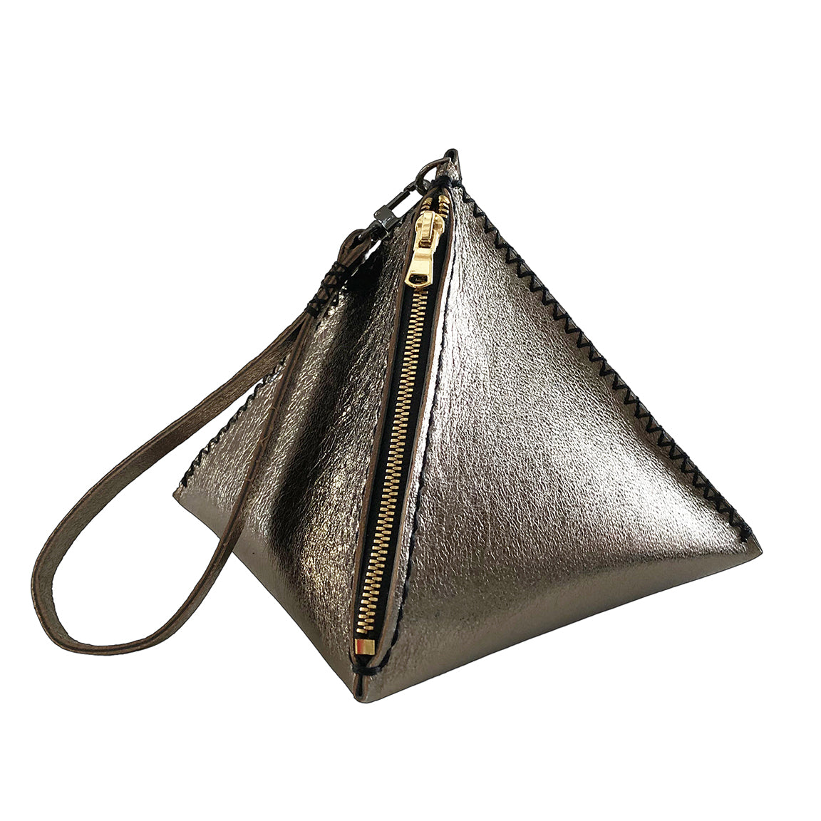 CLEO WRISTLET IN PYRAMID SHAPE METALLIC BRONZE LEATHER