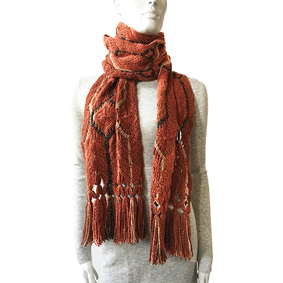 BEATRIX ARTISANS-MADE PURE CASHMERE MACRAME&#39; SCARF IN RUST COCOA BEIGE